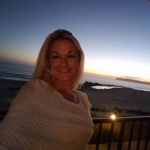 Meet your Posher, Sabrina